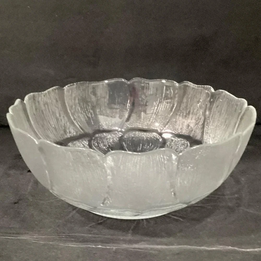 Arcoroc Fleur Serving Bowl, Vintage Clear Tempered Glass Replacement Centerpiece